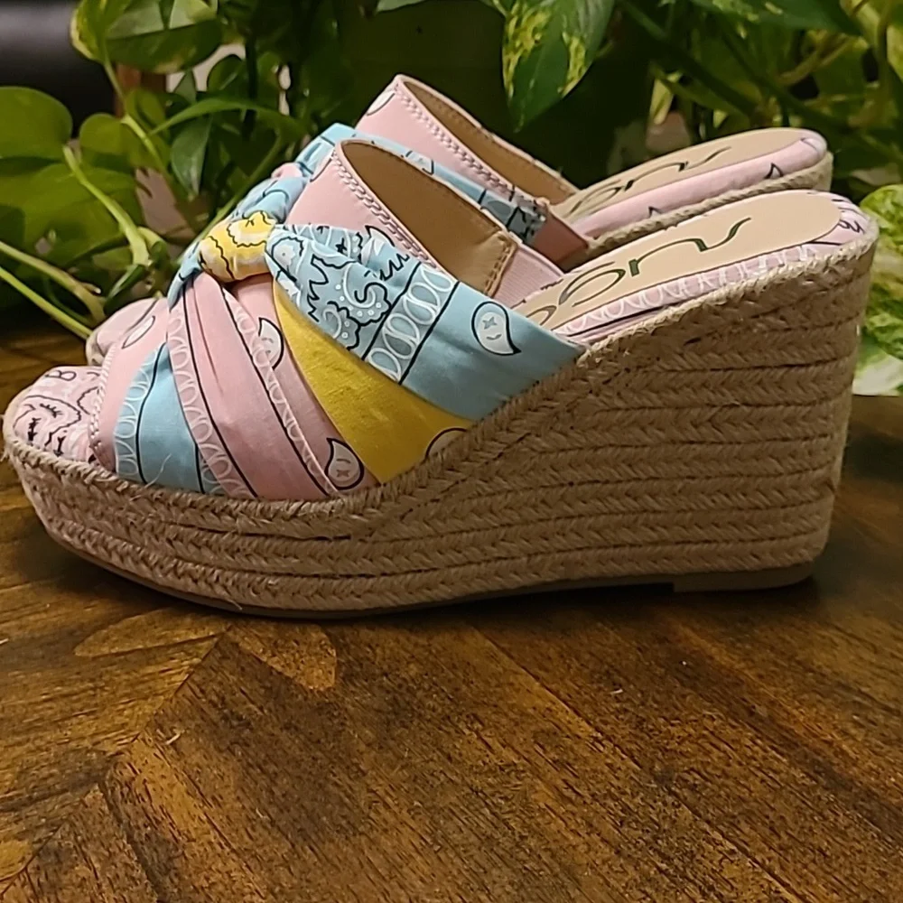Sugar Harlem Wedge Sandal with knotty bow